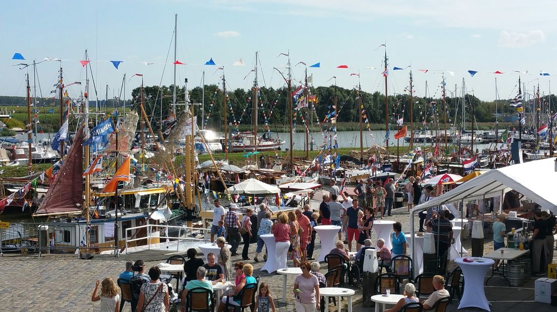 Tholen 650 jaar: nostalgie en historie in binnenstad (video)