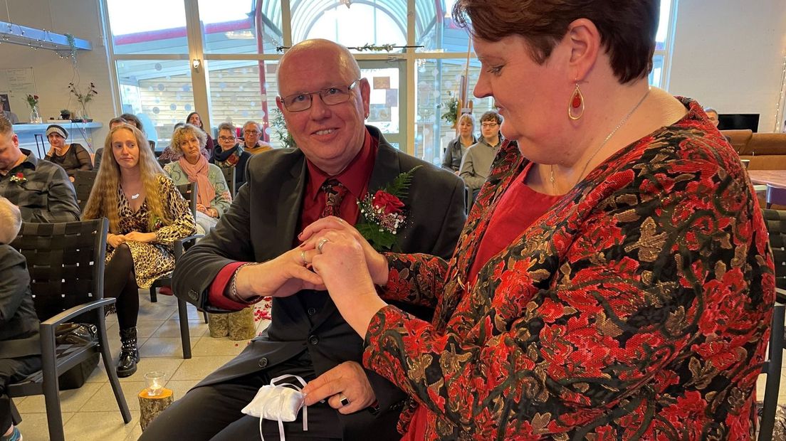 Een bijzonder huwelijk in De Klomp in Leeuwarden: 