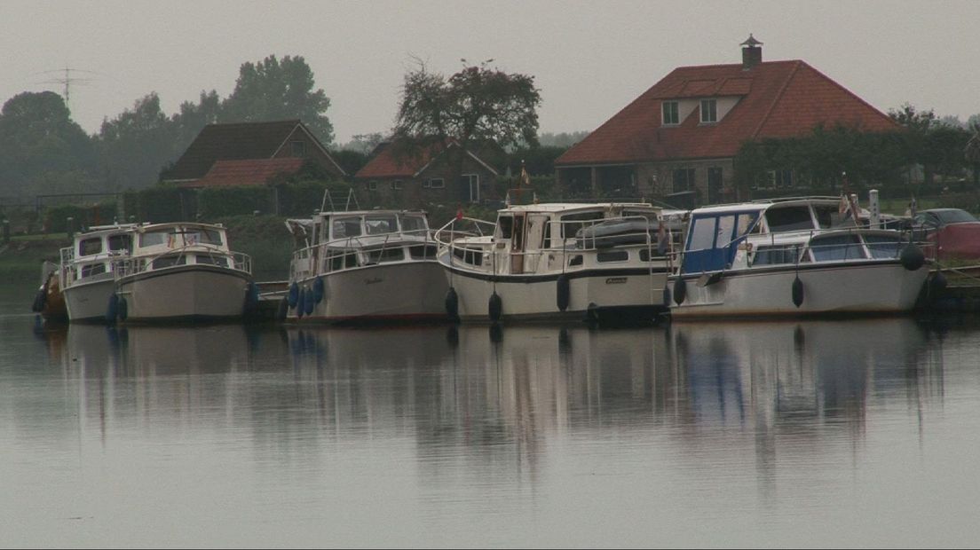 Het aantal boetes op de Overijsselse wateren steeg aanzienlijk