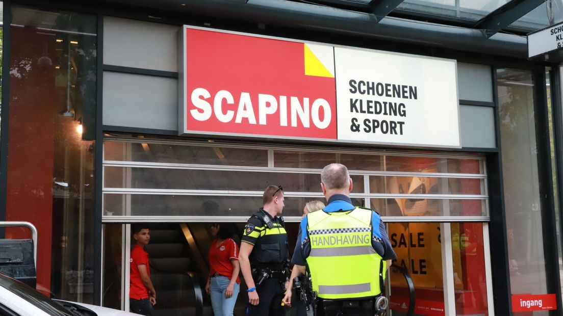 Handhavers en de politie moesten erbij komen om de ruzie te sussen