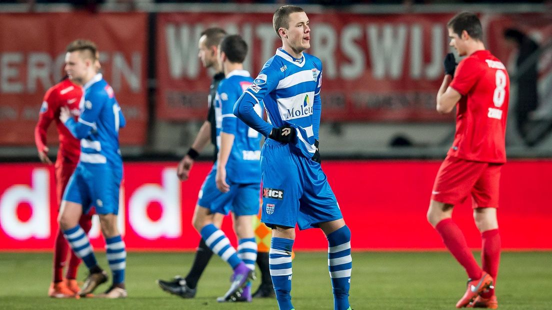 FC Twente en PEC onder toezicht