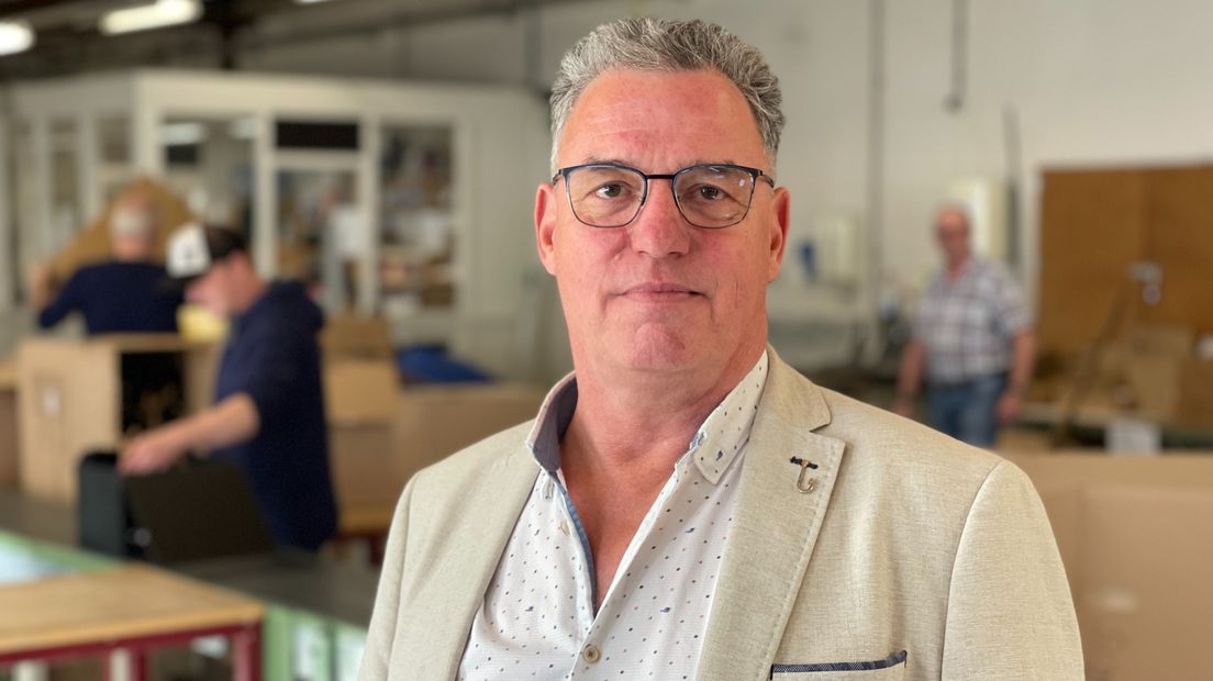 Directeur Jan Edzes van Wedeka