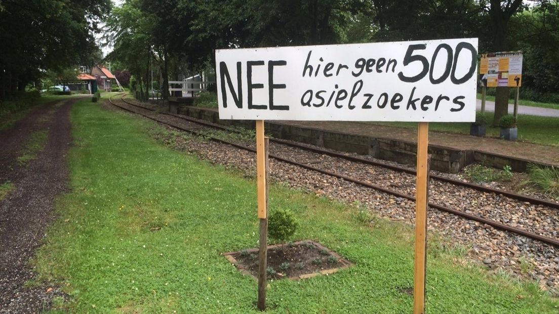 Protestbord in 's-Gravenpolder