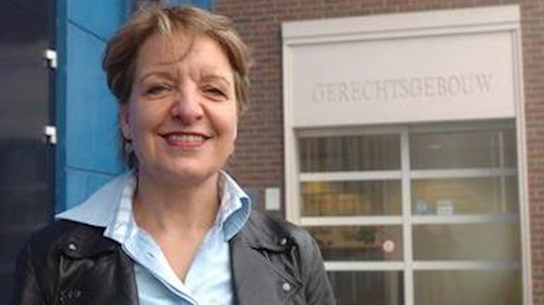 Officier van Justitie naar politie Twente - RTV Oost