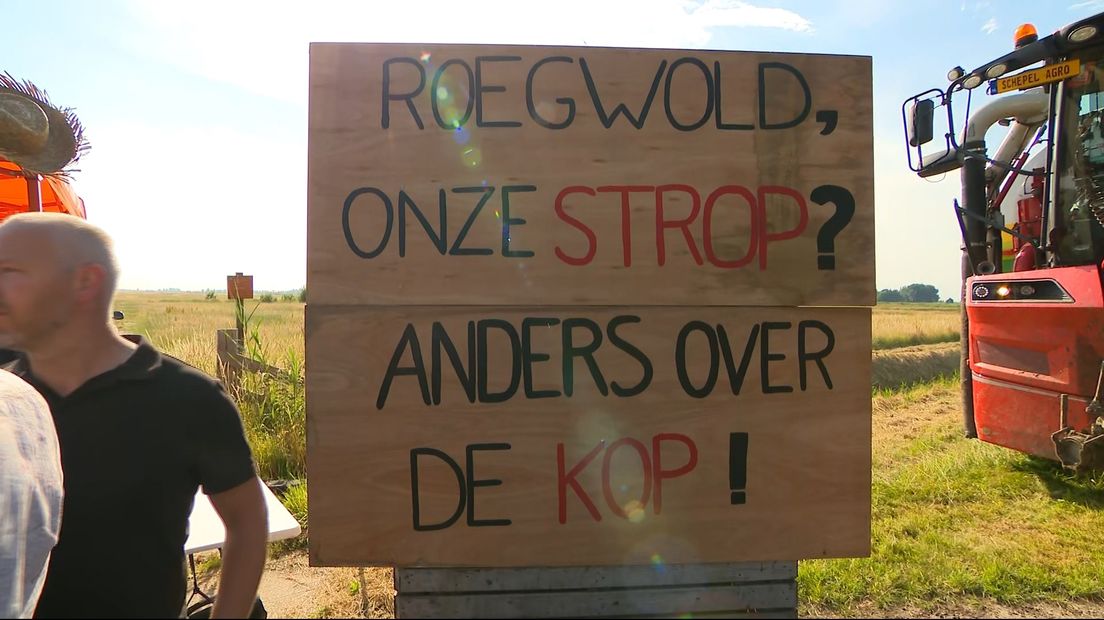 Ludieke boerenprotesten, maar: 'Plannen van tafel, of 't Roegwold wordt weer landbouwgebied'