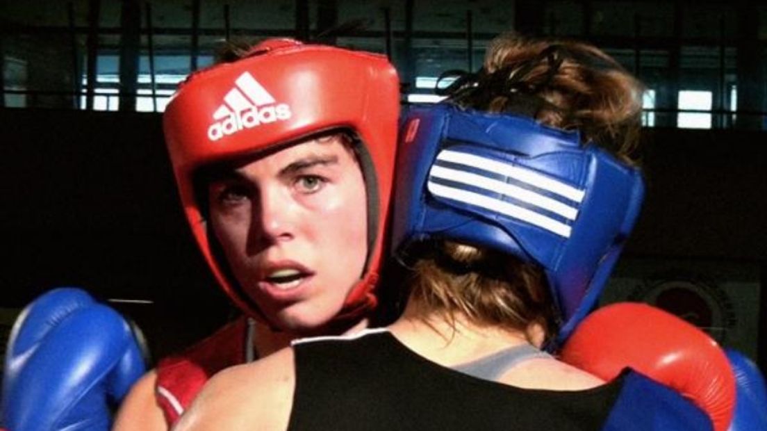 Nouchka Fontijn Ontvangt Bep Van Klaveren Memorial prijs Rijnmond