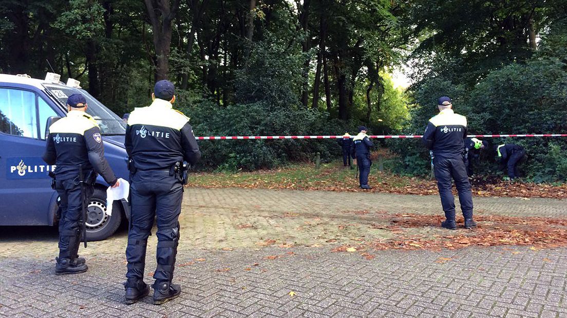Politie zoek verder na vondst rugzak.
