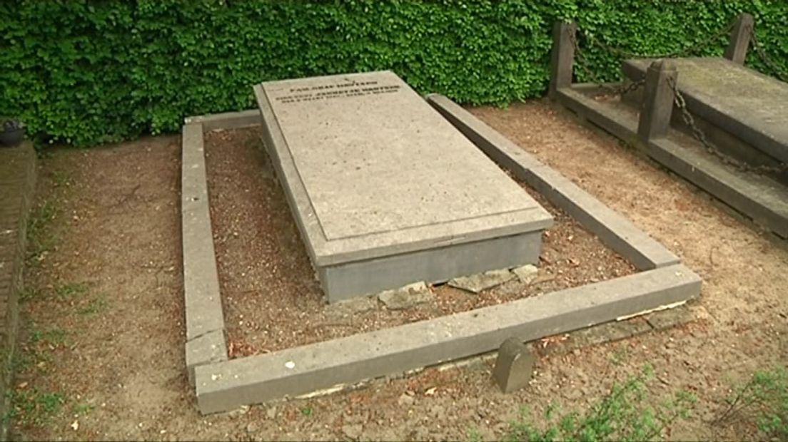 Het graf van Jannetje Hootsen.