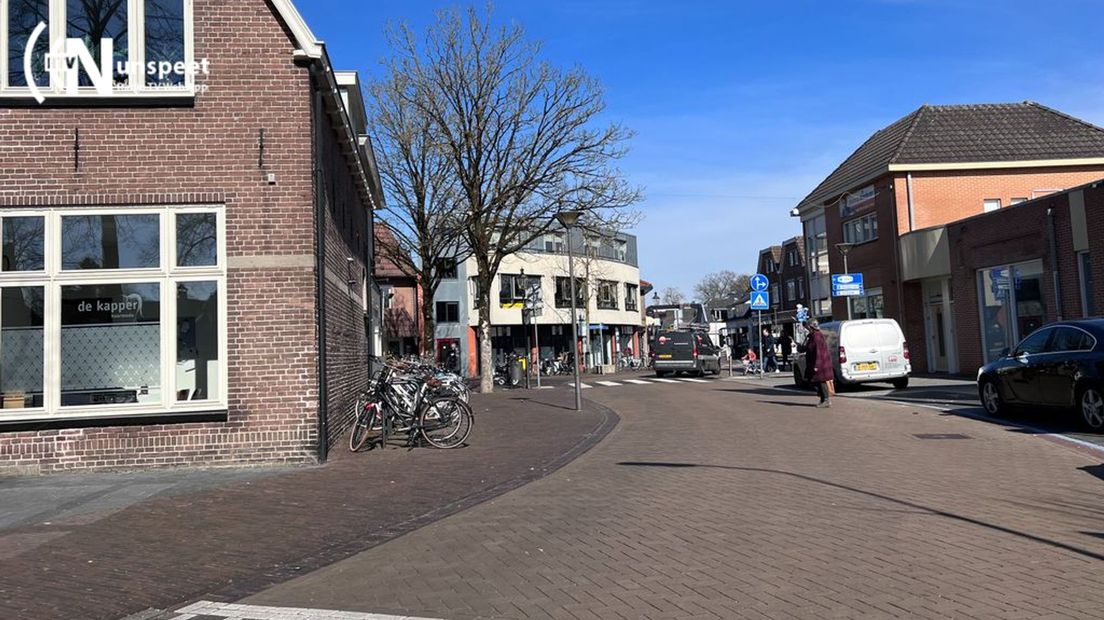 Kruising Spoorlaan en de Eperweg in Nunspeet.