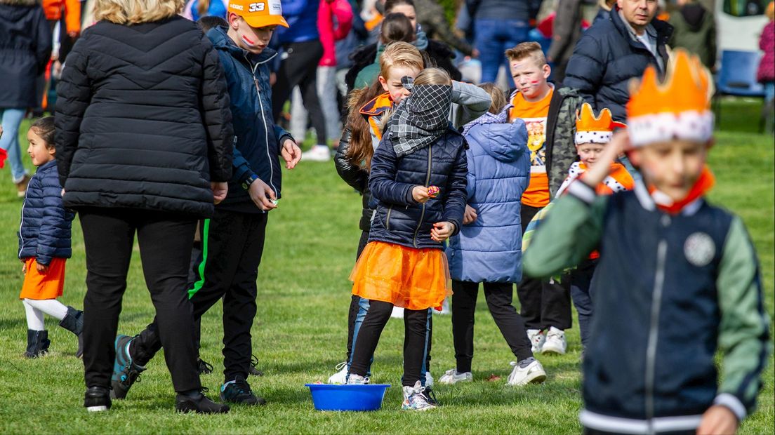 Koningsspelen in Hengelose wijk Woolderes