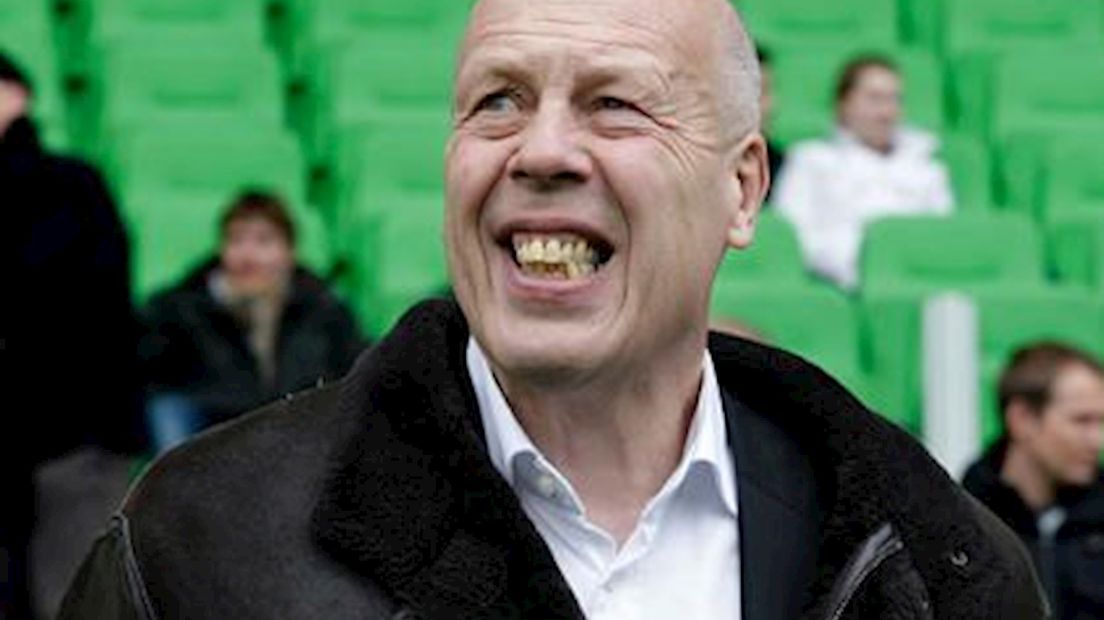 Voorzitter Jan Smit koopt De Smelt