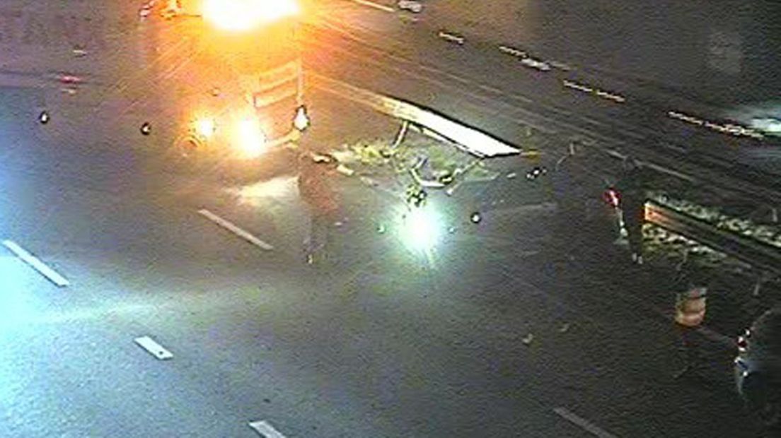 A27 bij Hagestein weer open na ongeluk - RTV Utrecht