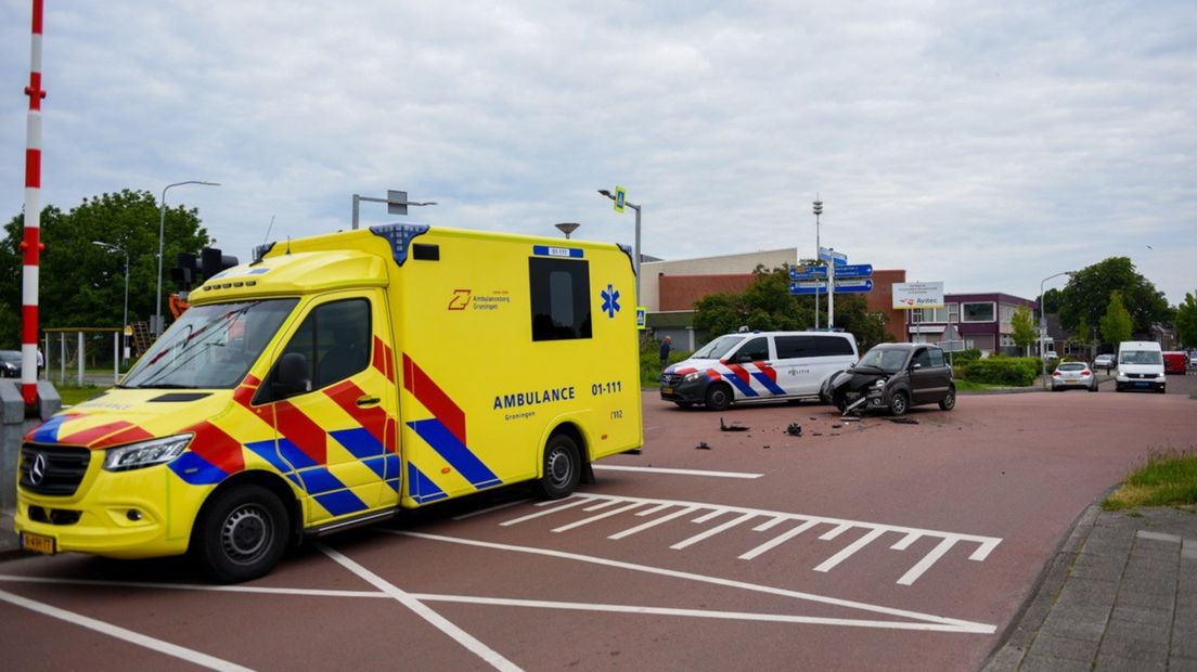 Hulpdiensten rondom de 45km-auto in Scheemda
