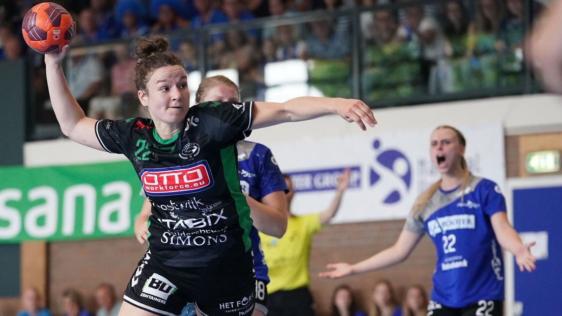 Handbalster Pipy Wolfs naar EK - RTV Oost