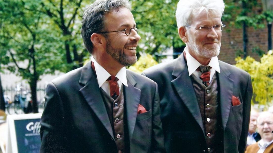 Ap (70) is al 10 jaar gelukkig getrouwd met zijn man