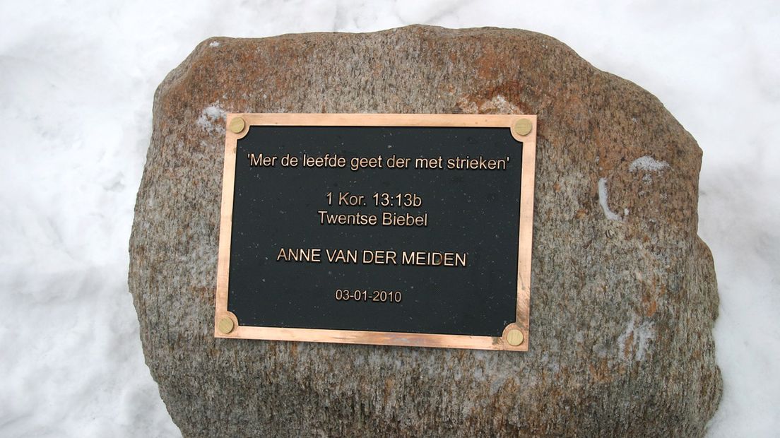 Huldiging Anne van der Meiden