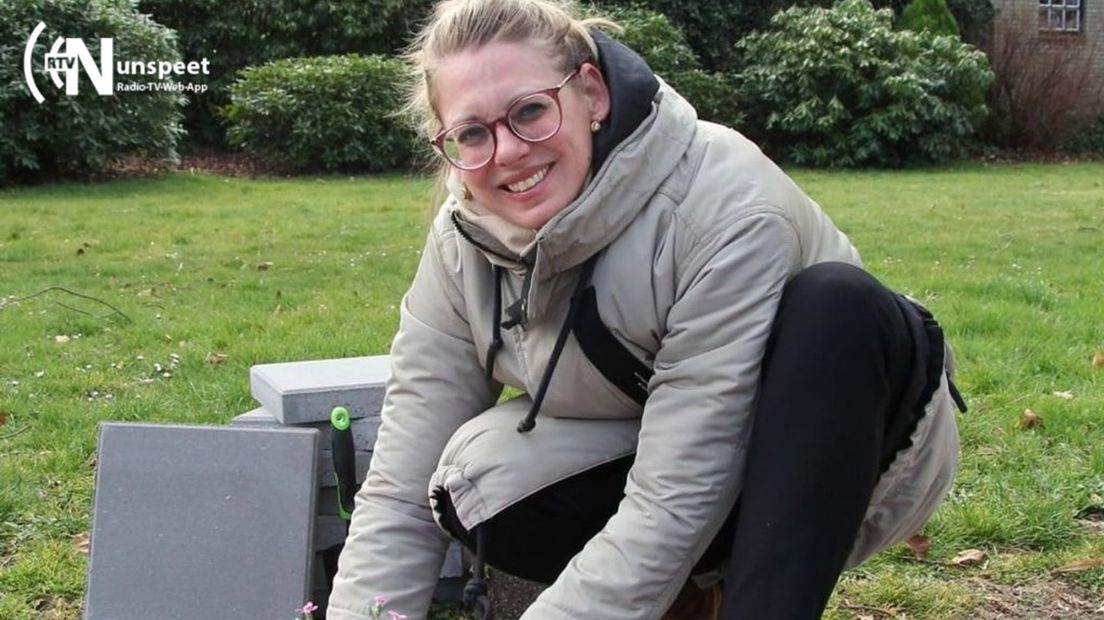 Wethouder Marije Storteboom geeft het goede voorbeeld.