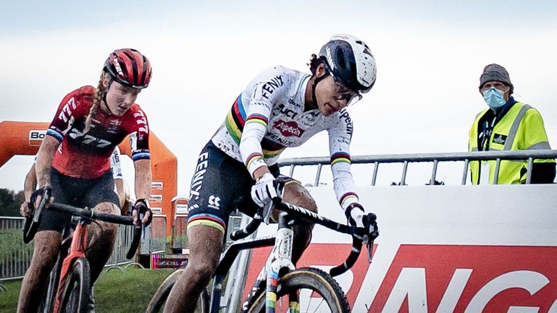 Alvarado wint Superprestige in Gieten (Rechten: RTV Drenthe/Edwin van Stenis)