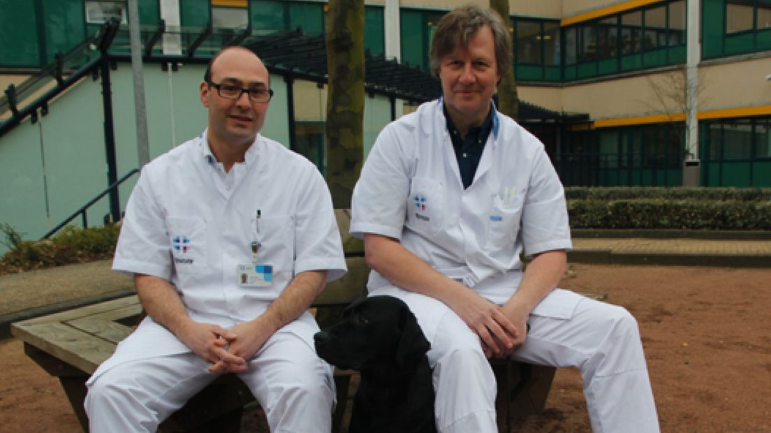 Het bericht 'Hond Rijnstate speurt darmkanker op' van Omroep Gelderland op vrijdag 29 maart, klopt niet.