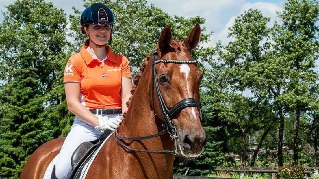 Jeanine Nieuwenhuis wint Zuid-Holland Cup op CHIO