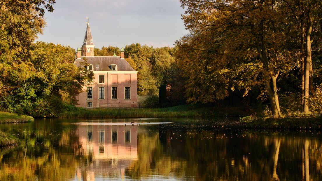 Mooie herfstkleuren rond landgoed Ter Hooge in Middelburg.