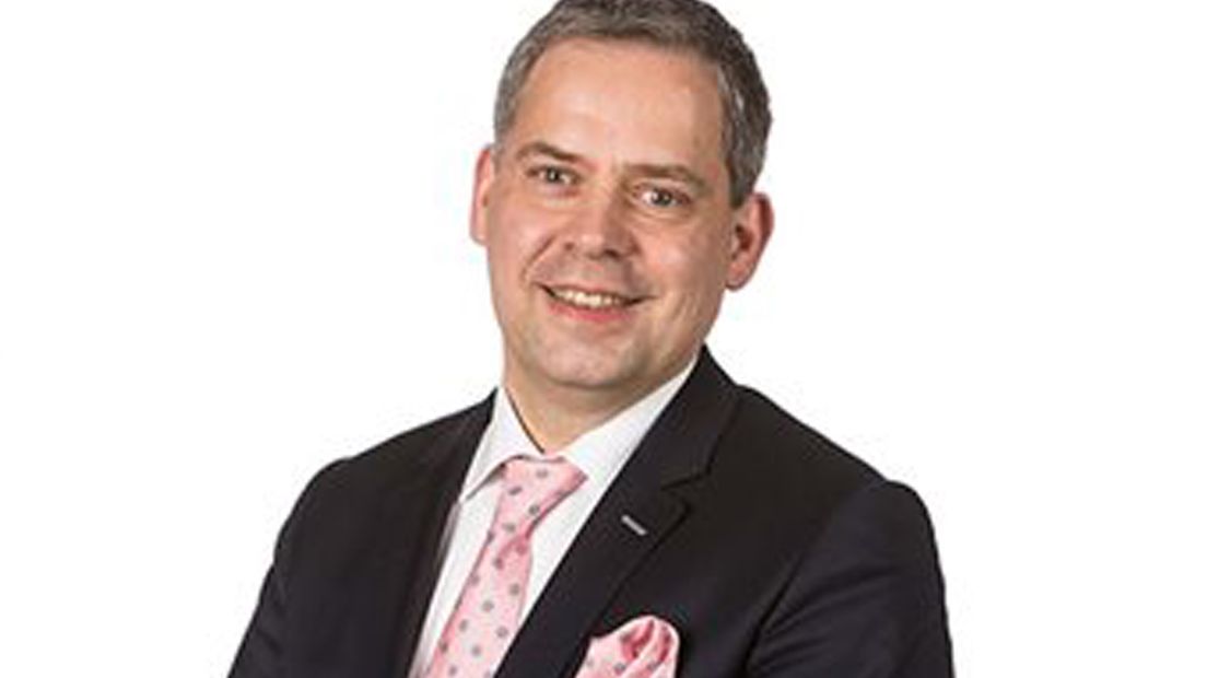 Dennis Straat.