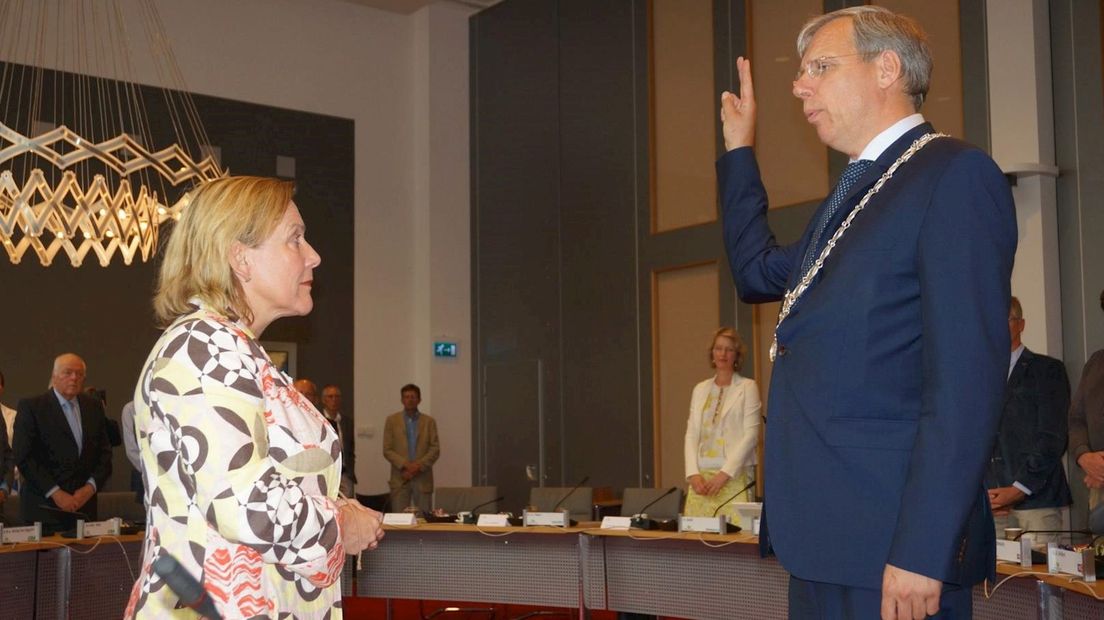 Burgemeester Visser herbenoemd in Twenterand