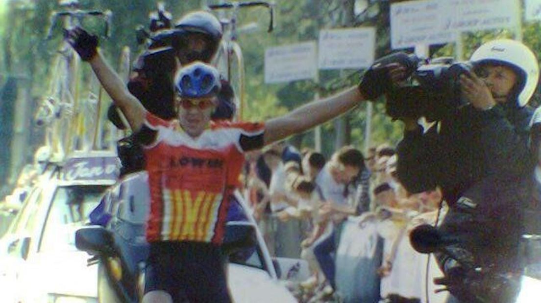 Bart Boom wint de Ronde van Overijssel van 2000: "De mooiste dag"