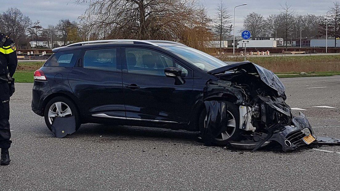 Bij het ongeluk raakten twee personen gewond (Rechten: RTV Drenthe/Persbureau Meter)
