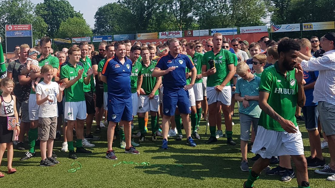 Eemdijk vierde dit weekend de titel in de derde divisie