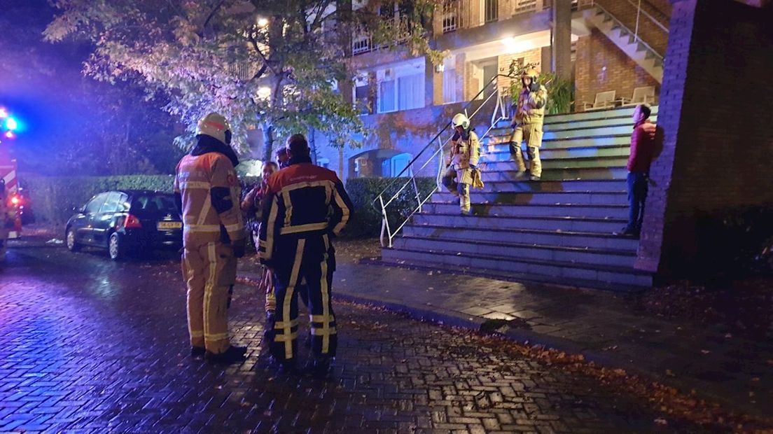 Brand in appartement in Hengelo, vrouw naar het ziekenhuis