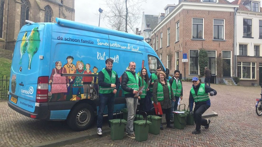 Proef met kleine gft-bakken op het aanrecht in Deventer