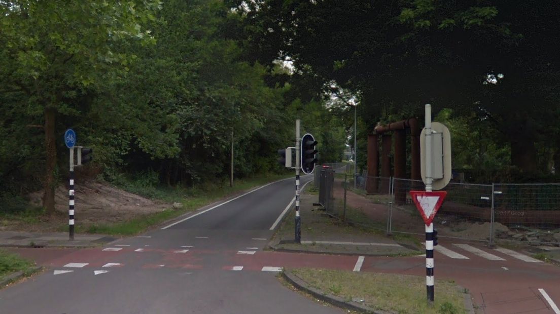 Het fietspad tussen de Hereweg en de Maaslaan in Groningen was lange tijd afgesloten
