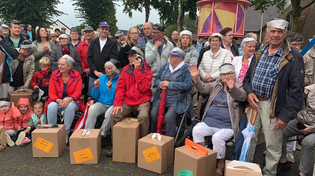 Ondanks de regen is het team in Alphen op een prachtige eindstand terechtgekomen: 499 punten en 600 euro. Het verschil met IJzevoorde is maar één punt, net genoeg voor een voorlopig eerste plaats!