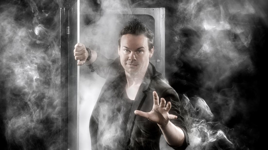 Illusionist viert 25-jarig bestaan Omnium mee