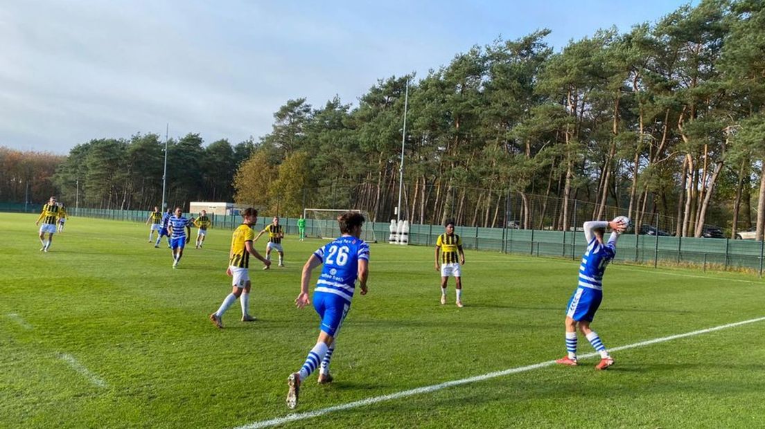 De Graafschap bezocht dinsdag Papendal voor een oefenduel met Vitesse