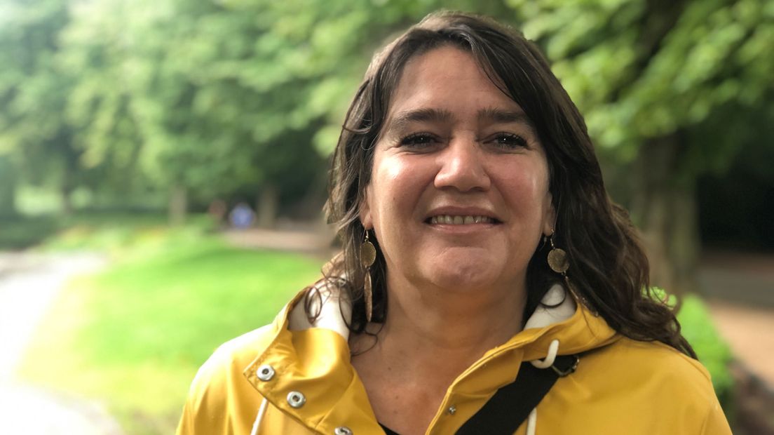 'Het gras van het Noorderplantsoen ruiken' bij alternatief Noorderzon RTV Noord 'Het gras van het Noorderplantsoen ruiken' bij alternatief Noorderzon RTV Noord