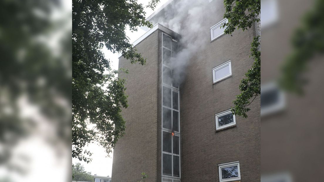 Bij de brand kwam flink wat rook vrij