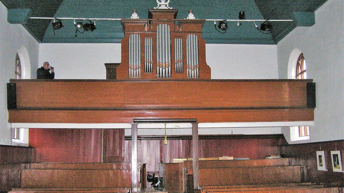 Het interieur van de Waterstaatskerk met de orgelpijpen (Rechten: Jaap Last)