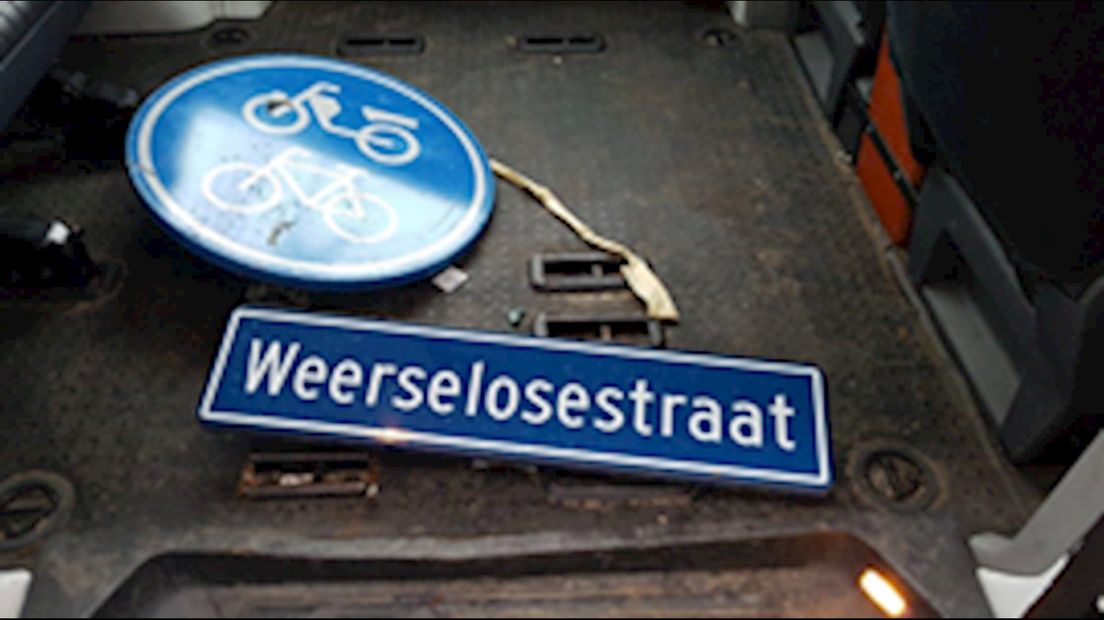 Vandalen laten spoor van vernieling achter in Oldenzaal