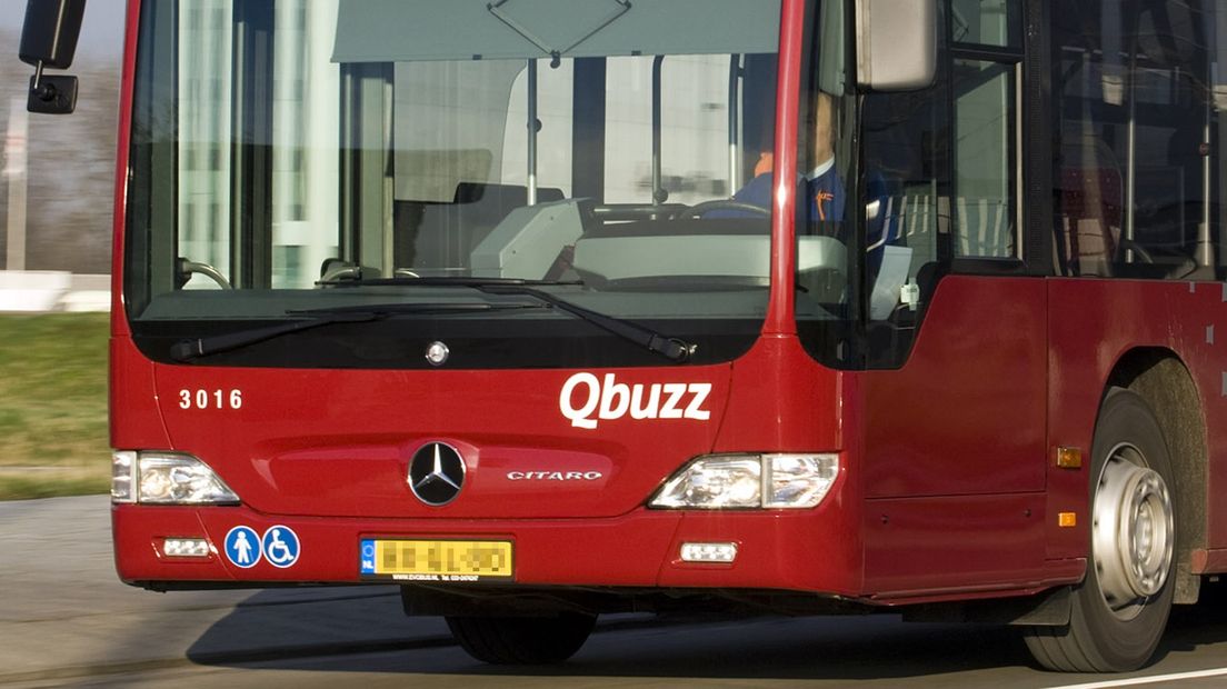 Een bus van Qbuzz.