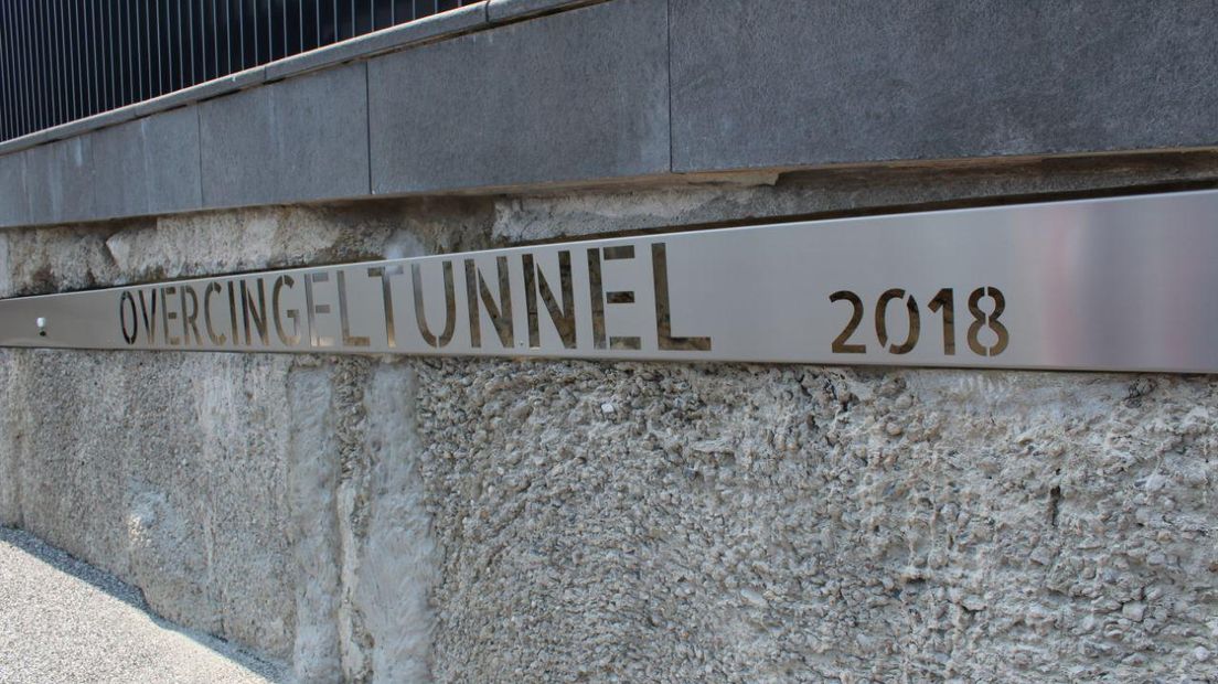 De tunnel is vandaag officieel geopend (Rechten: Van Oost Media)