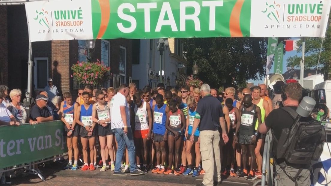 Atleten bij de start bij een eerdere editie van de Stadsloop Appingedam