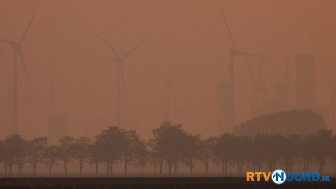 Het lijkt mist, maar het ruikt branderig