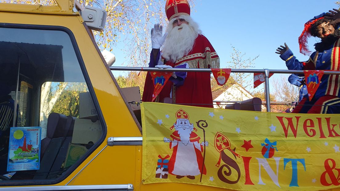 De Sint komt aan in Bellingwolde
