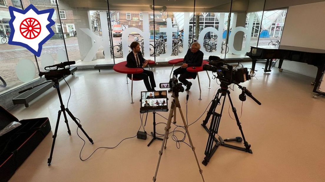 Simon Vink in gesprek met de burgemeester