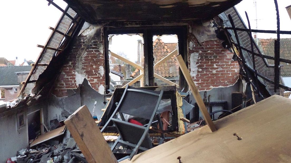 Brand verwoestte appartement in Deventer