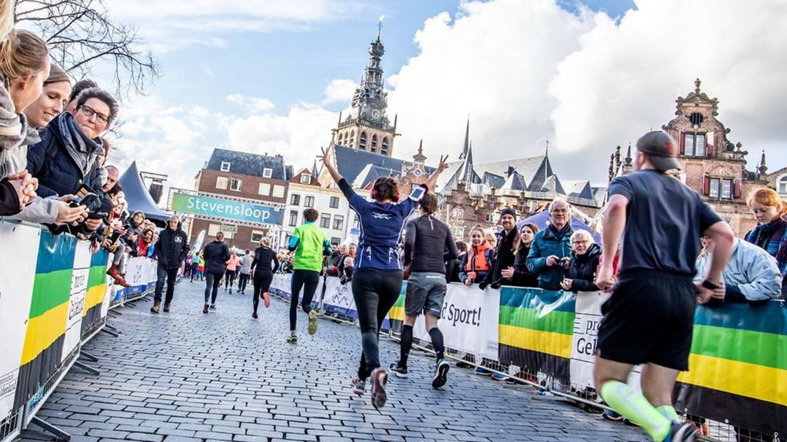 Stevensloop op de Grote Markt in Nijmegen