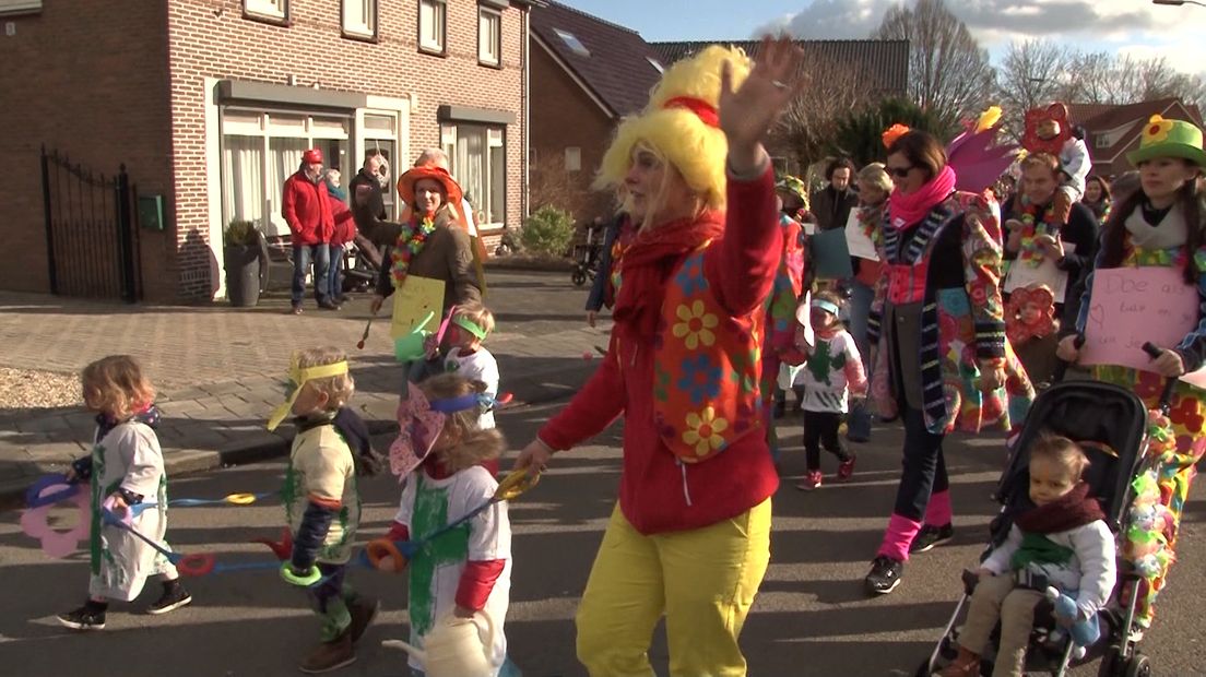 In veel katholieke dorpen is vandaag het carnaval afgetrapt door de allerkleinsten.