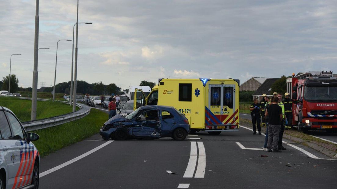 Man komt om het leven na ongeluk op N33 (update) - RTV Noord